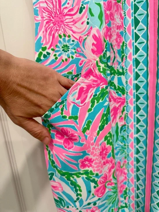 Lilly Pulitzer Sleeveless Luxletic Shift Dress, Amalfi Blue Golf Print, Size 6 - Picture 3 of 8